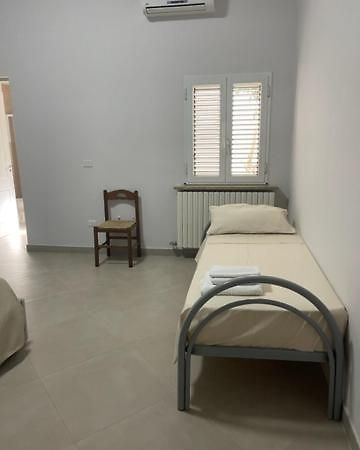 Dimora Nonna Ada Bed & Breakfast Aradeo Exterior foto